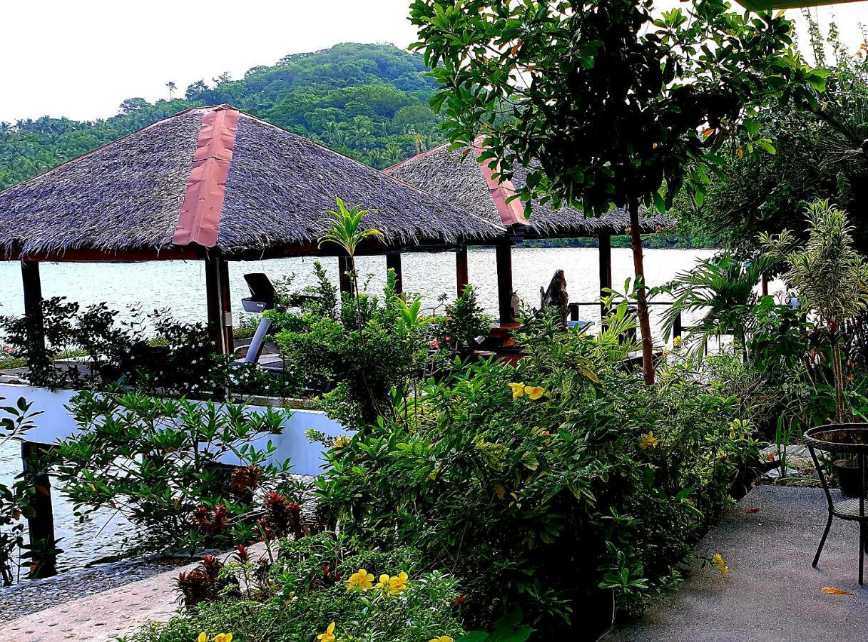 Edgewater Dive & Spa Resort Puerto Galera Εξωτερικό φωτογραφία